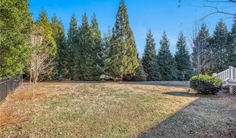 200 Scottsdale Dr, Advance, NC 27006