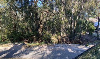 221 17Th St, Apalachicola, FL 32320