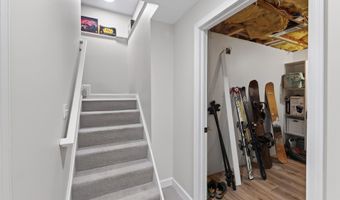 95 MAGNOLIA Ct, Barboursville, VA 22923
