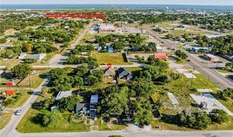 150 N 9th St, Aransas Pass, TX 78336