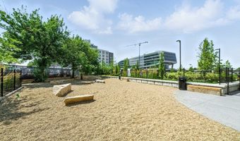 38 Hichborn 306, Boston, MA 02135