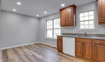5713 LAWSONS HILL Ct, Alexandria, VA 22310