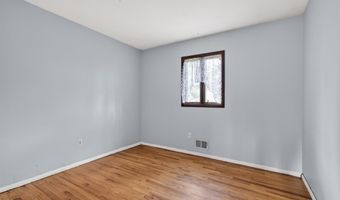 11 Kent Rd, Airmont, NY 10952