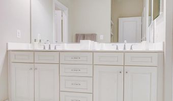 1318 S QUINN St, Arlington, VA 22204