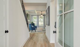 37 Fraser 122B, Auburn, GA 30011