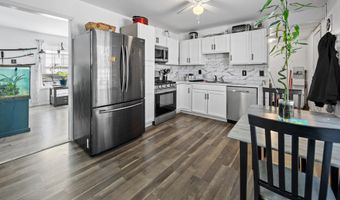 14 Georgetown Blvd, Barnegat, NJ 08005