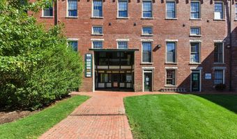 5 Market Sq 105, Amesbury, MA 01913