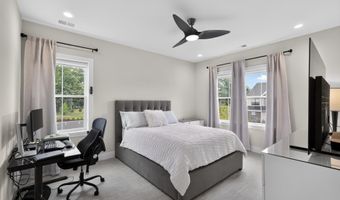 1100 HEWES St, Ambler, PA 19002