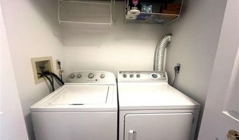 1111 Pocono Trl A, Ballwin, MO 63021
