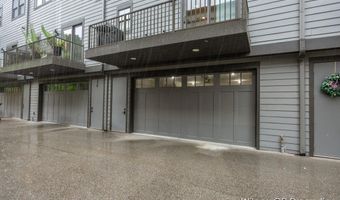 7275 Schoolhouse Dr SE, Ada, MI 49301