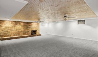6105 GALLERY St, Bowie, MD 20720