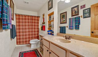 33 Champions Ter, Angel Fire, NM 87710