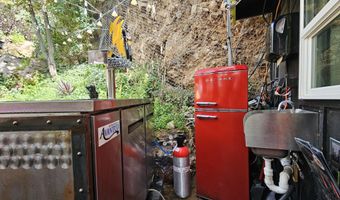 105 TOMBSTONE Cyn, Bisbee, AZ 85603