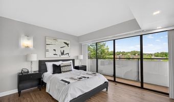 5300 COLUMBIA Pike 701, Arlington, VA 22204