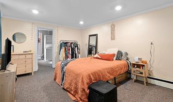 114 S 18th St, Airville, PA 15203