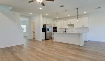 226 Brood Dr, Adkins, TX 78101