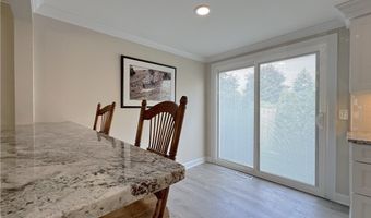 5 The Courtyards, Amherst, NY 14221
