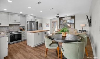 906 Convair St, Bentonville, AR 72712