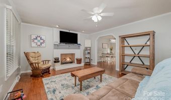 2106 Woodhurst Ln, Albemarle, NC 28001