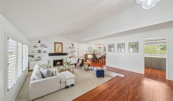 994 S La Salle Cir, Anaheim, CA 92807