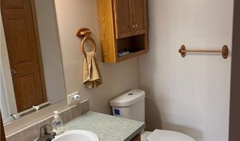2200 Eunice Dr, Albert Lea, MN 56007