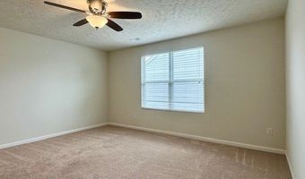 522 Heritage Woods Dr, Akron, OH 44321