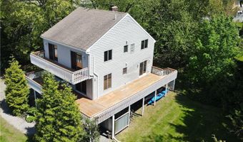 25 Spanker St, Jamestown, RI 02835