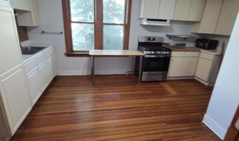 2 Maple Ave, Albany, NY 12208