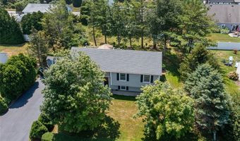 14 Davisville Ln, Narragansett, RI 02882