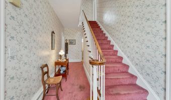 19 Church St, Alton, NH 03809
