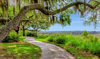 107 Bryan Dr, Beaufort, SC 29902