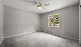 17 Pine Grove Dr, Batesville, IN 47006