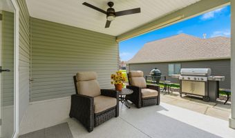 1816 Golfview Dr, Auburn, IN 46706