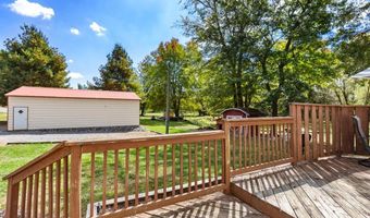 203 Edgewood St, Ballard, WV 24918