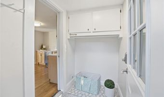 207 Mendon Rd, Cumberland, RI 02864