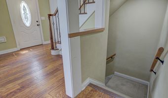 336 E PERSHING St, Appleton, WI 54911
