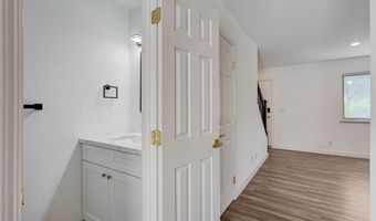 571 Greenbriar Townhouse Way, Las Vegas, NV 89121