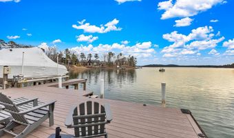 114 Sailors Pt, Alexander City, AL 35010