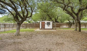 1268 Oak Park Dr, Aransas Pass, TX 78336