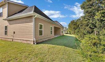 616 Whispering Pines Dr, Macon, GA 31211