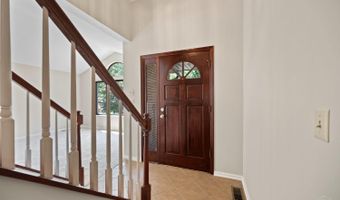 8240 Woodglen Dr, Anderson Twp., OH 45255