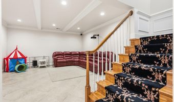 8015 QUARRY RIDGE Way, Bethesda, MD 20817
