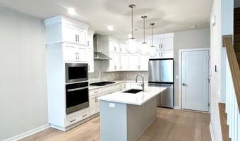 43513 MADISON SPRINGS Ter, Ashburn, VA 20148