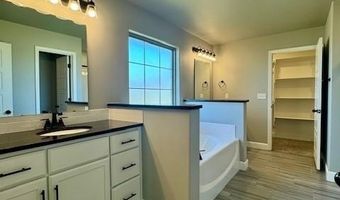 731 Braeburn Ct, Bentonville, AR 72712