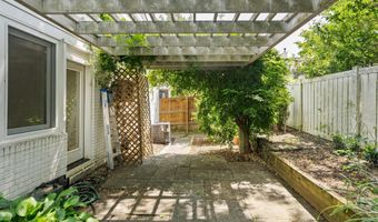 4929 JAMESTOWN Rd, Bethesda, MD 20816