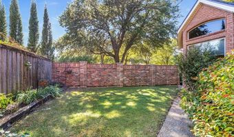 3752 Park Pl, Addison, TX 75001