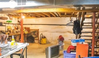 2322 New Milford Rd, Atwater, OH 44201