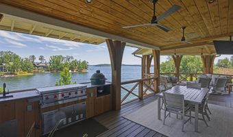 114 Sailors Pt, Alexander City, AL 35010