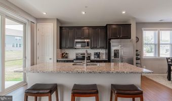 12610 ROSENCRANS Dr, Hagerstown, MD 21740