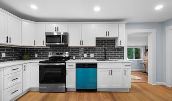 5 Bond St, Brookline, NH 03033